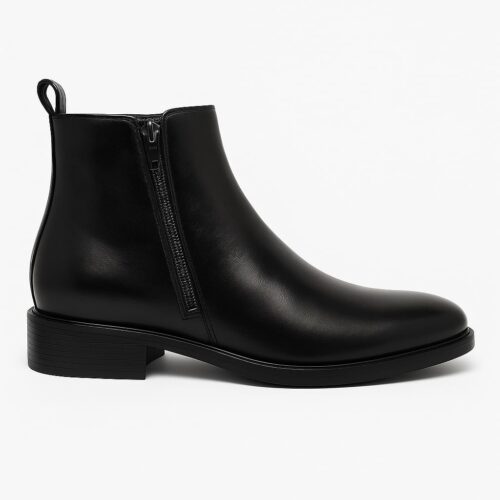 Chelsea zip boots