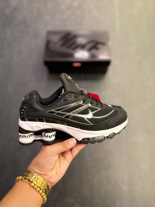 NIKE SHOX 2025 TRIPPLE BLACK GOLD SUPREME