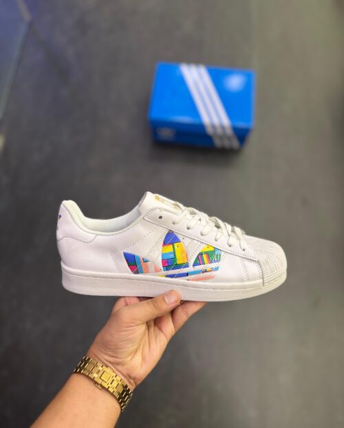 ADIDAS ORIGINALS SUPERSTAR PRIDE