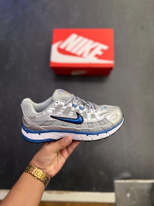NIKE P-6000 TRAINER METALLIC  BLUE TICK