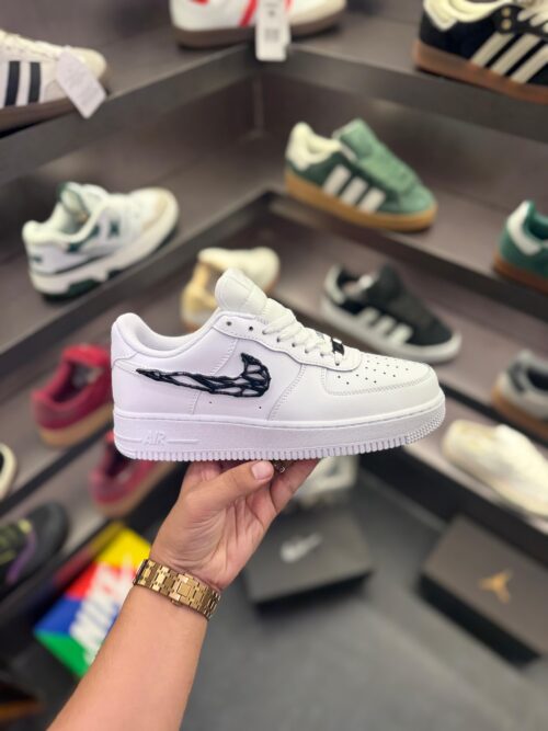 NIKE AIRFORCE ONE MOLTEN METAL VENOM