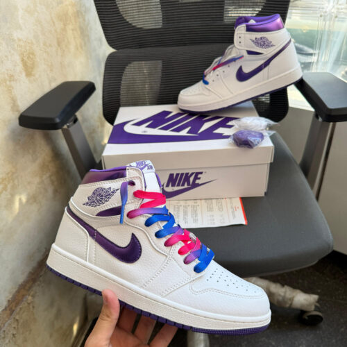 Nike air jordan 1 og metallic court purple